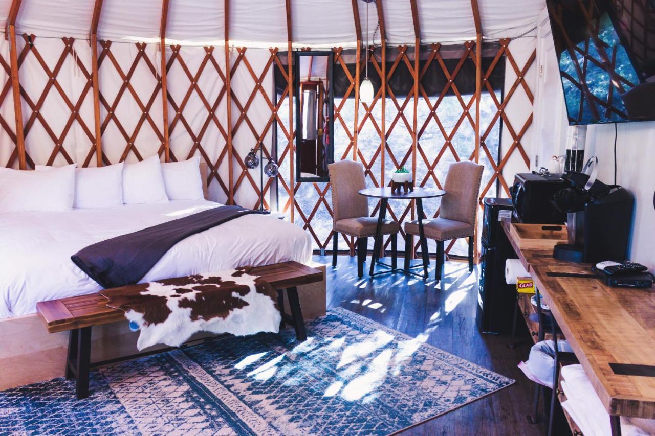 Escalante Yurts - Luxury Lodging Zewnętrze zdjęcie