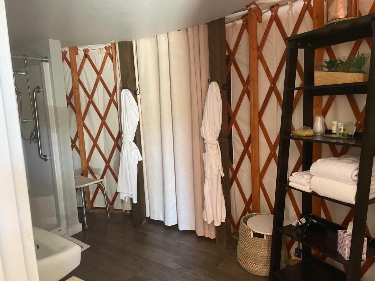Escalante Yurts - Luxury Lodging Zewnętrze zdjęcie