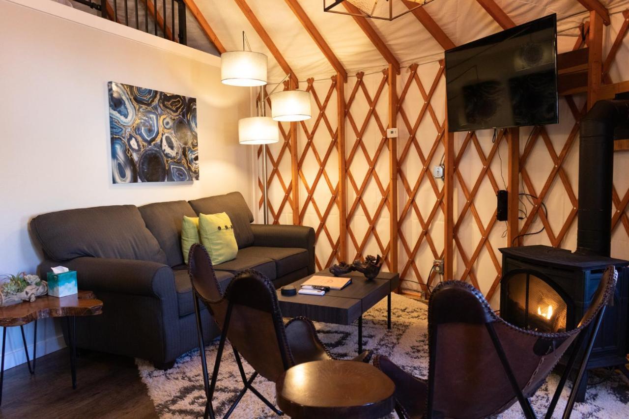 Escalante Yurts - Luxury Lodging Zewnętrze zdjęcie