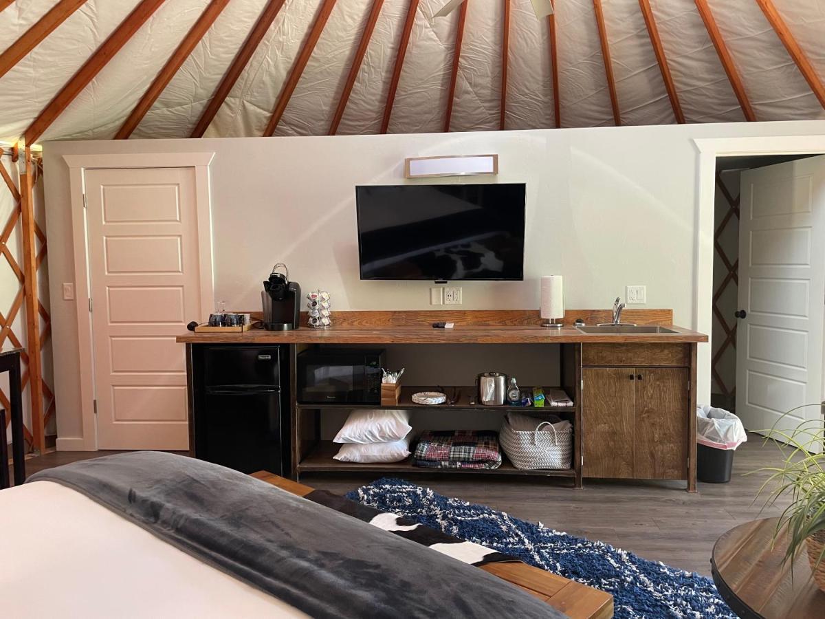 Escalante Yurts - Luxury Lodging Zewnętrze zdjęcie