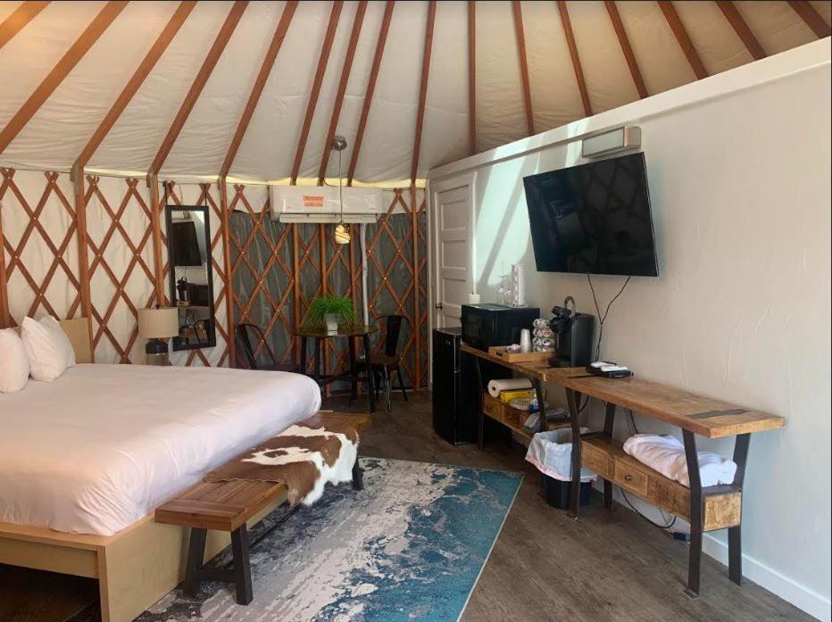 Escalante Yurts - Luxury Lodging Zewnętrze zdjęcie