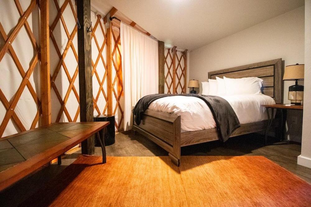 Escalante Yurts - Luxury Lodging Zewnętrze zdjęcie